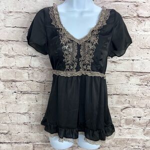Womens Black Peplum top with lace trim short sleeves
